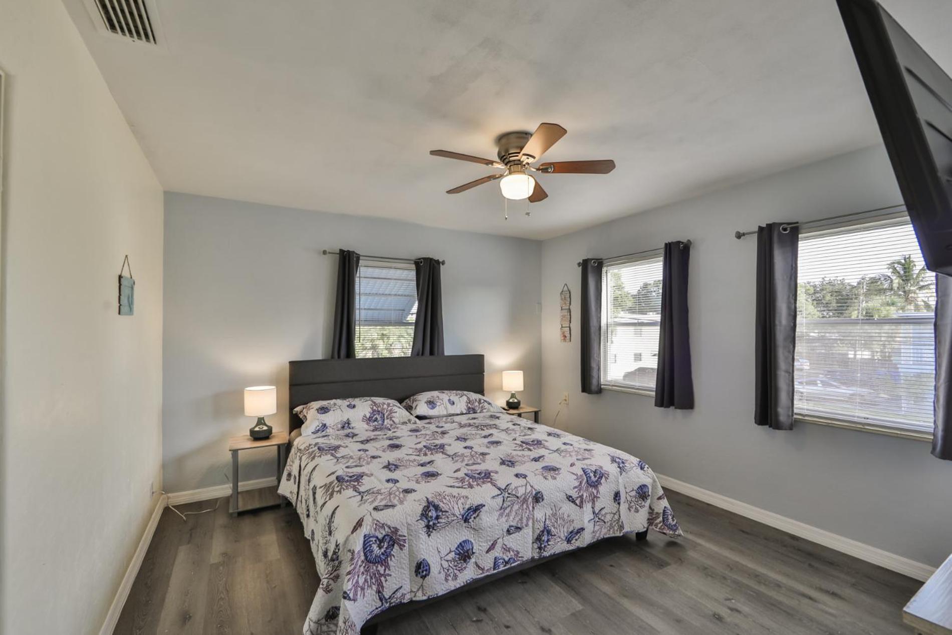 Lovely Vacation Home 1 Block From Beach & Downtown Gulfport St. Petersburg Exterior photo