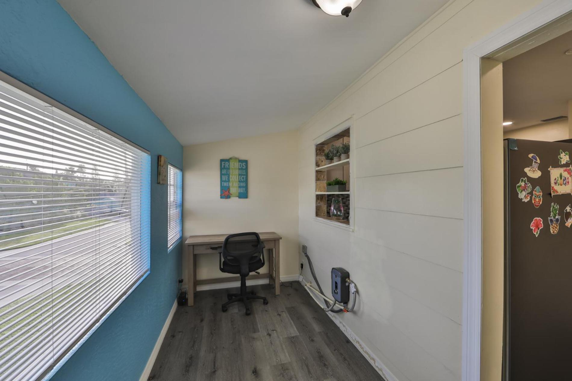 Lovely Vacation Home 1 Block From Beach & Downtown Gulfport St. Petersburg Exterior photo